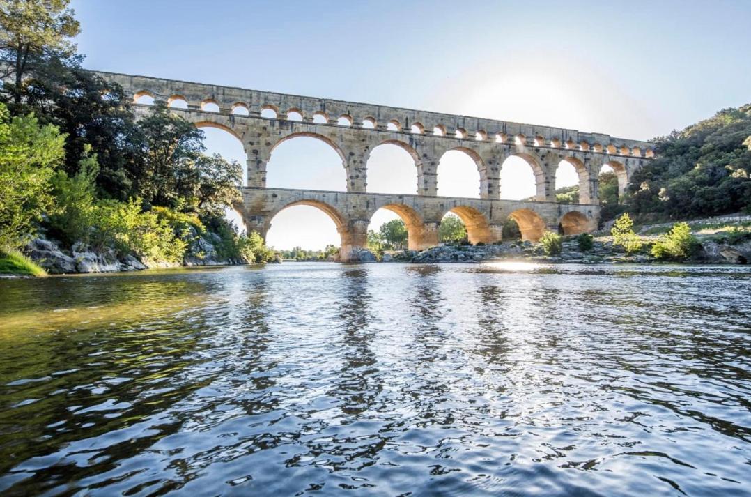 Havre De Paix Au Pont Du Gard Piscine Et Jacuzzi Chez Valerie Payre Holiday home Vers Pont du Gard