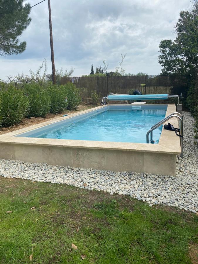 Havre De Paix Au Pont Du Gard Piscine Et Jacuzzi Chez Valerie Payre Holiday home