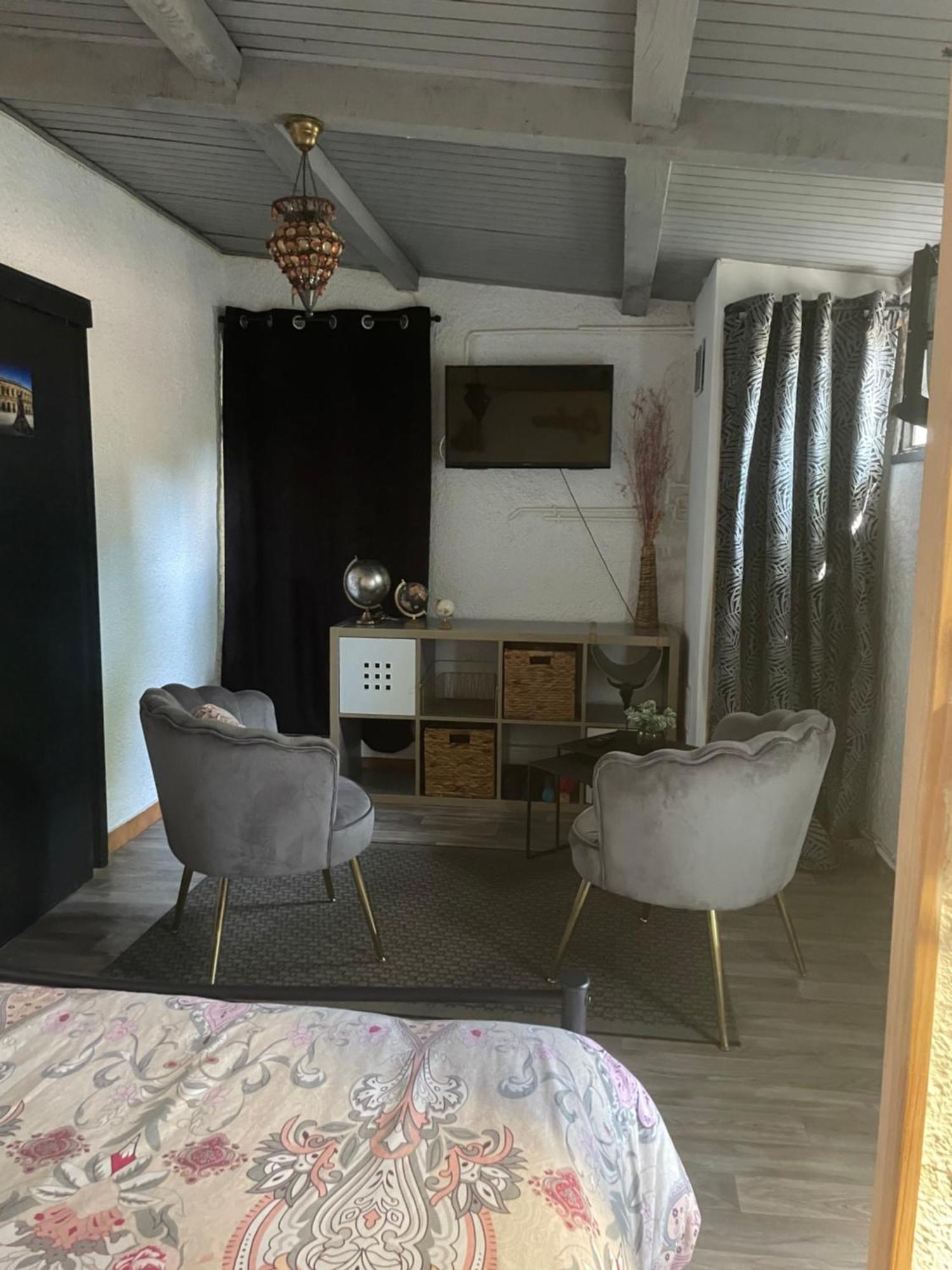 Holiday home Havre De Paix Au Pont Du Gard Piscine Et Jacuzzi Chez Valerie Payre Vers Pont du Gard